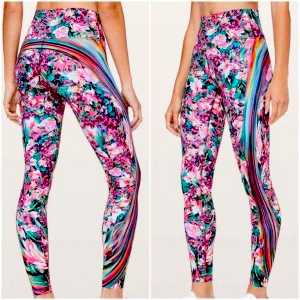 NWOT Lululemon size 4 wunder under in Spectrum